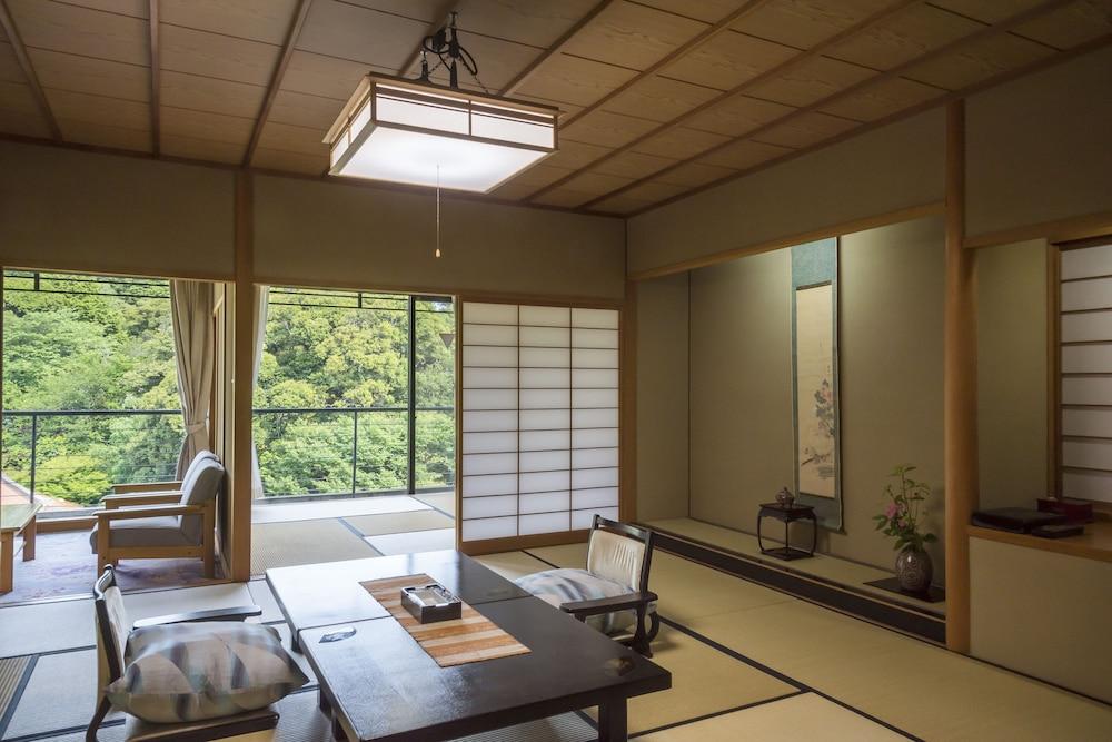 Tachibana Shikitei Hotel Kaga  Eksteriør billede