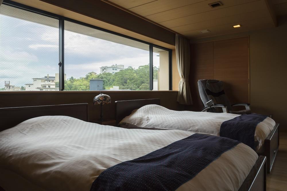 Tachibana Shikitei Hotel Kaga  Eksteriør billede