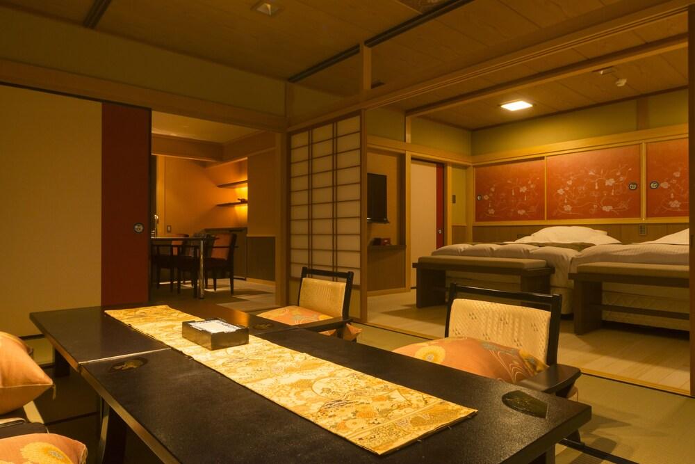 Tachibana Shikitei Hotel Kaga  Eksteriør billede