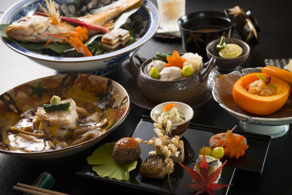 Tachibana Shikitei Hotel Kaga  Eksteriør billede