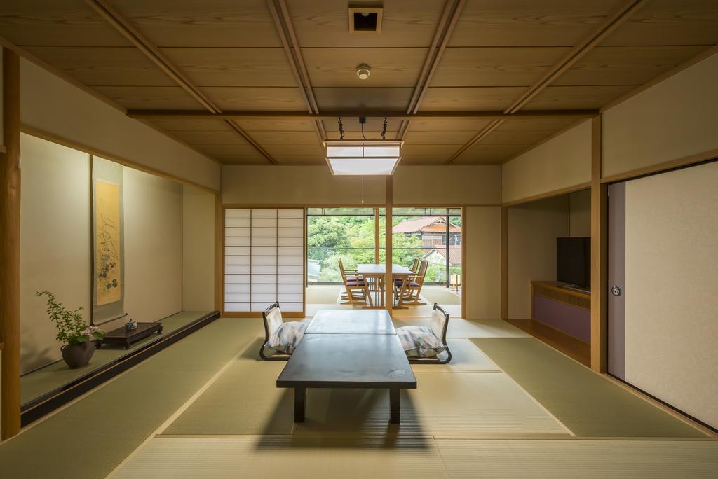Tachibana Shikitei Hotel Kaga  Værelse billede