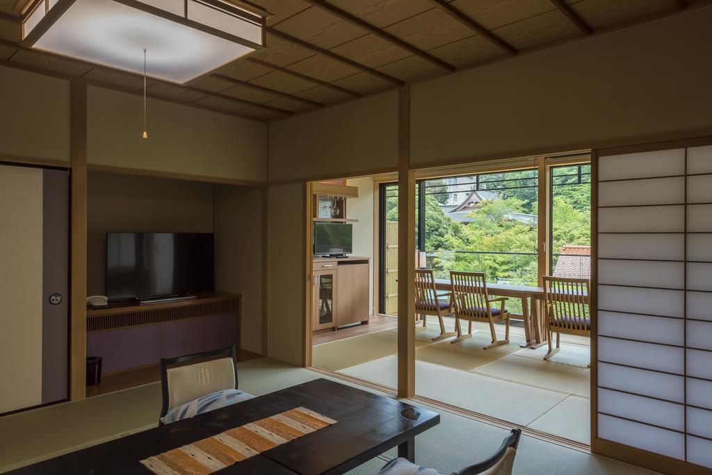 Tachibana Shikitei Hotel Kaga  Værelse billede