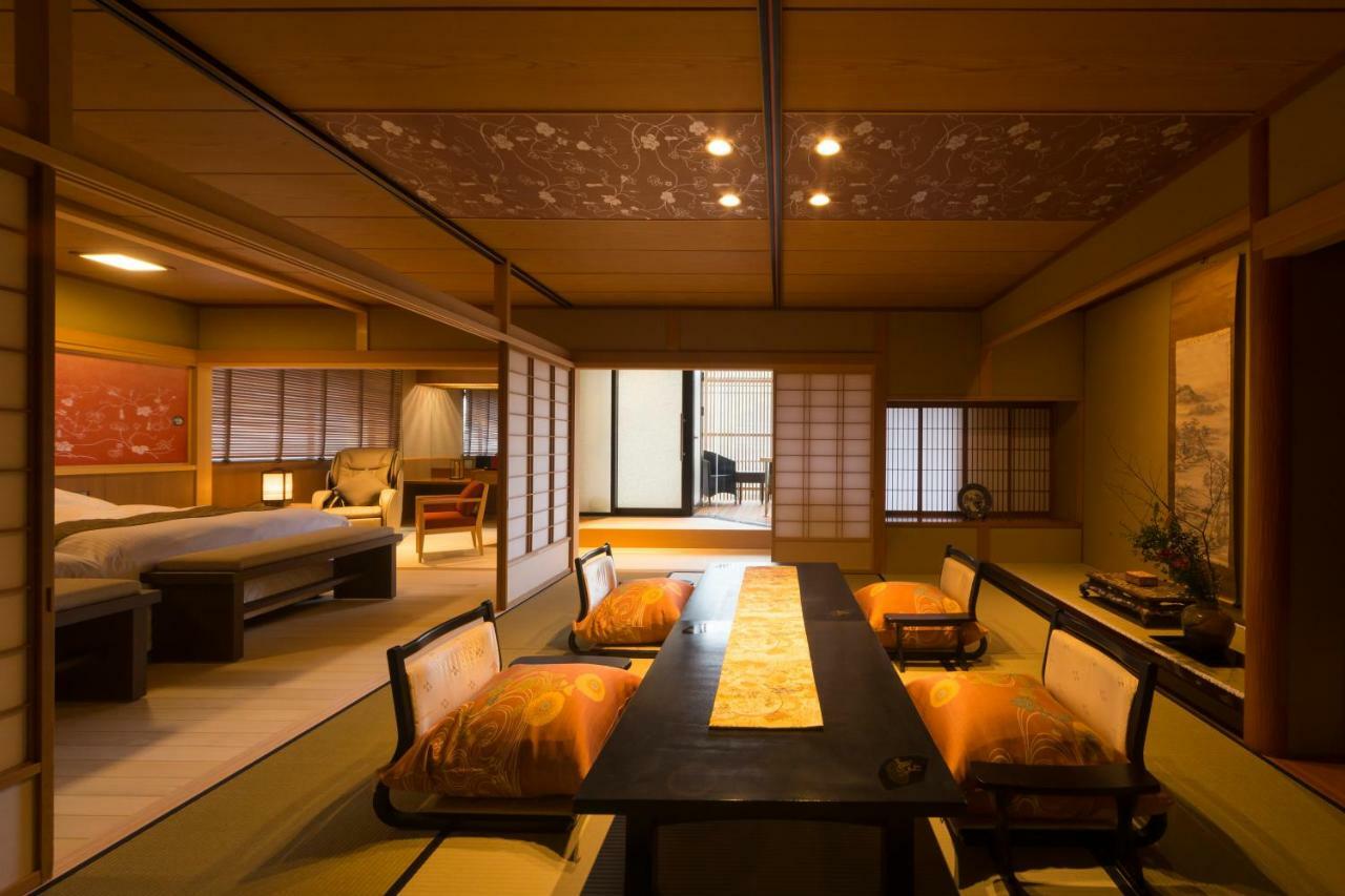 Tachibana Shikitei Hotel Kaga  Eksteriør billede